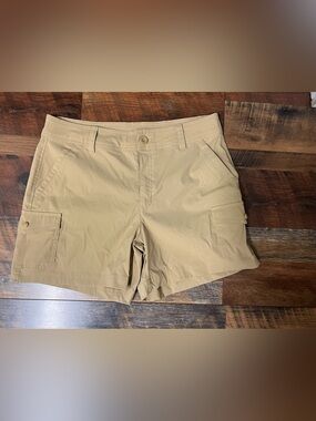 Eddie Bauer Tan Cargo Shorts
